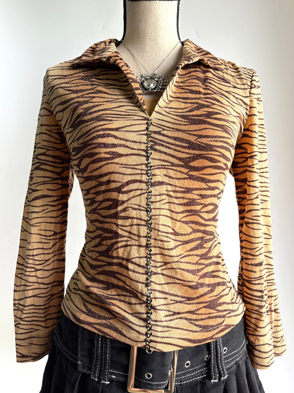 vintage animal print top