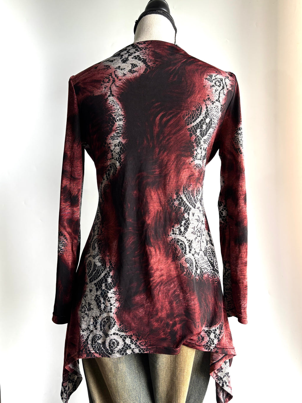 Desi asymmetrical top