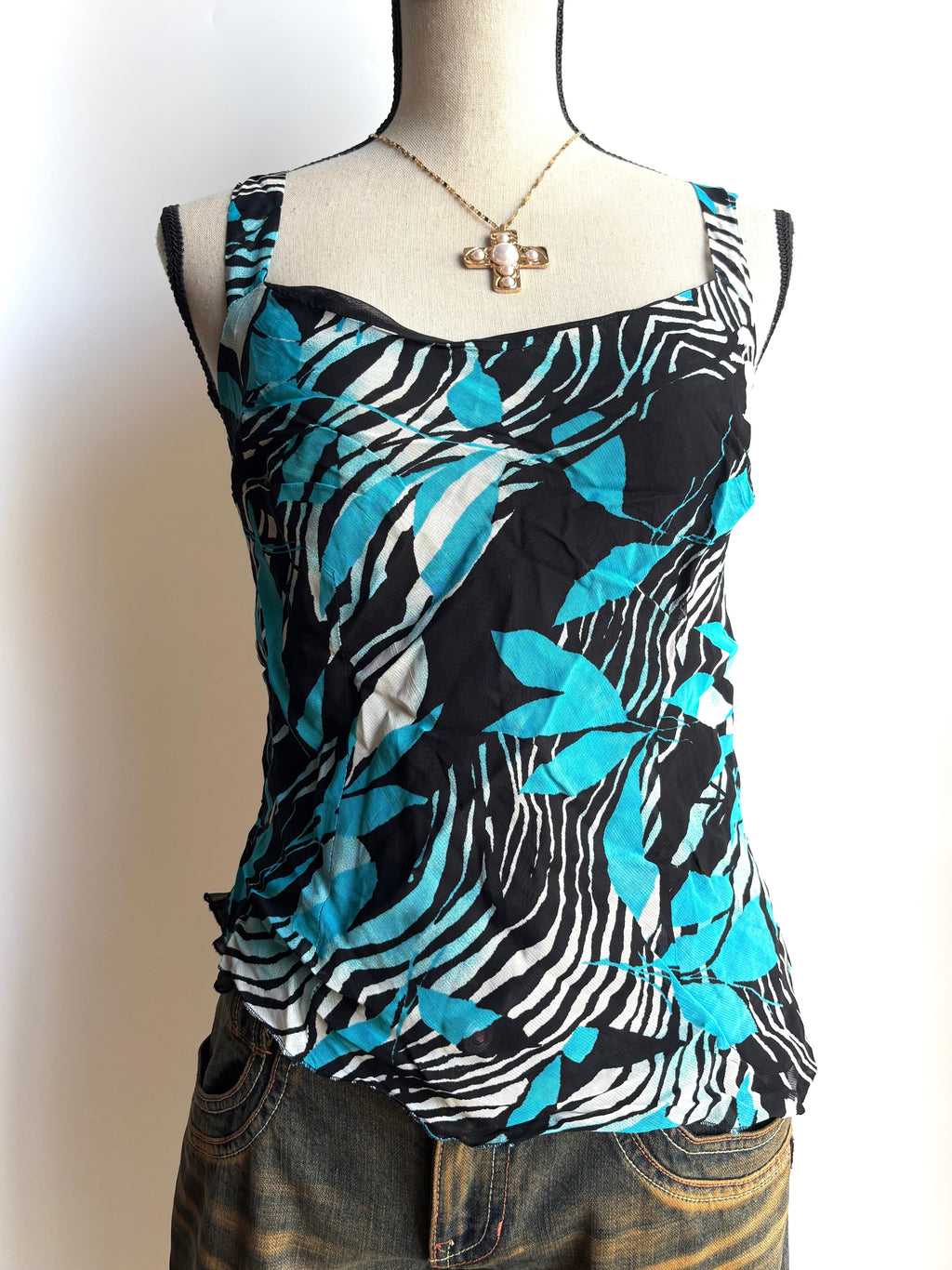 summer fitted top