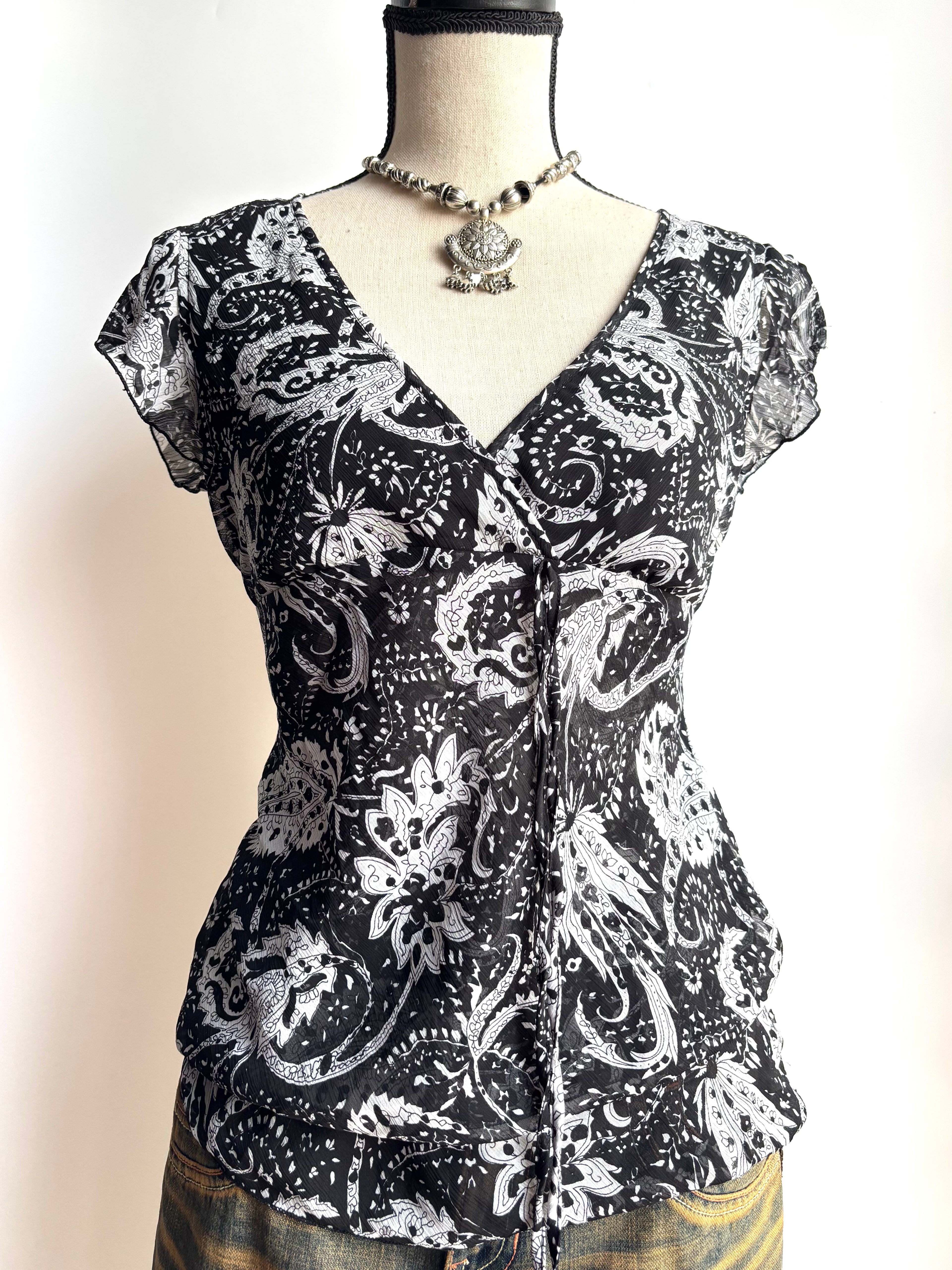 Desi fitted top