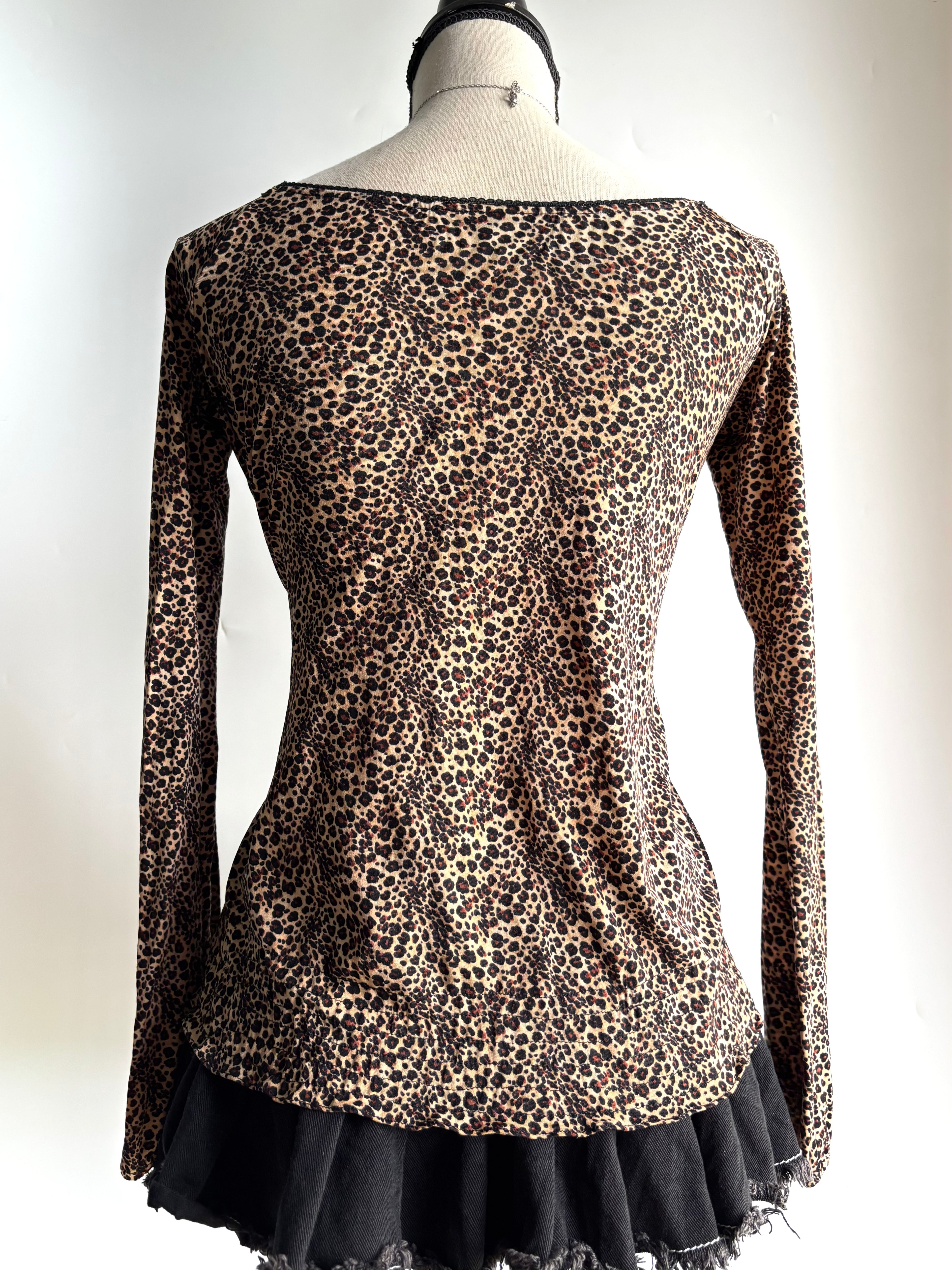 Leopard top