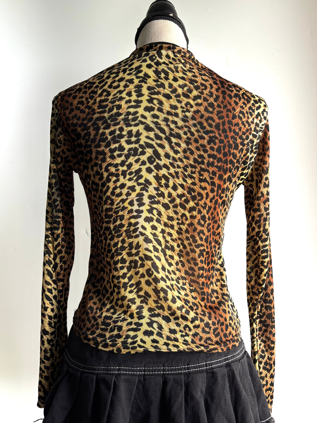 leopard fitted top