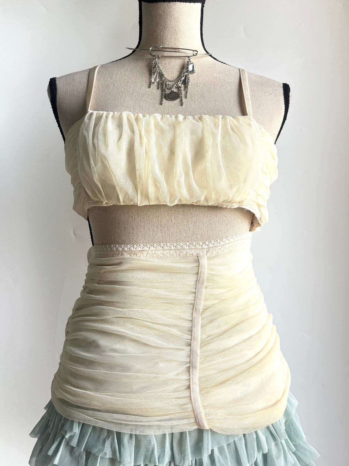 vintage cut out top