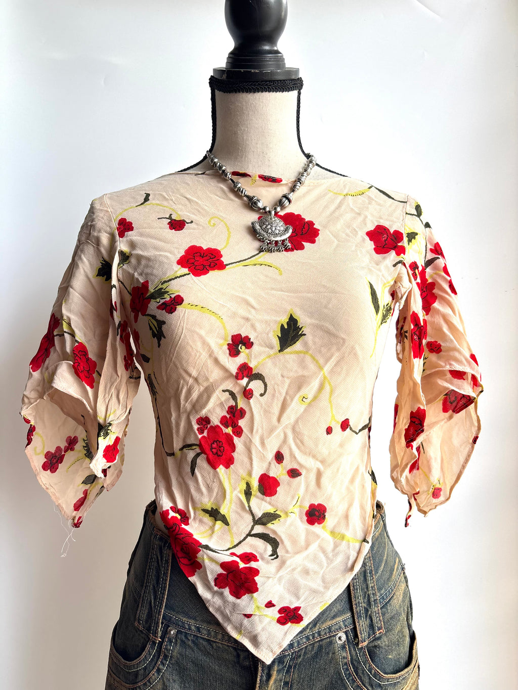 y2k style fitted top
