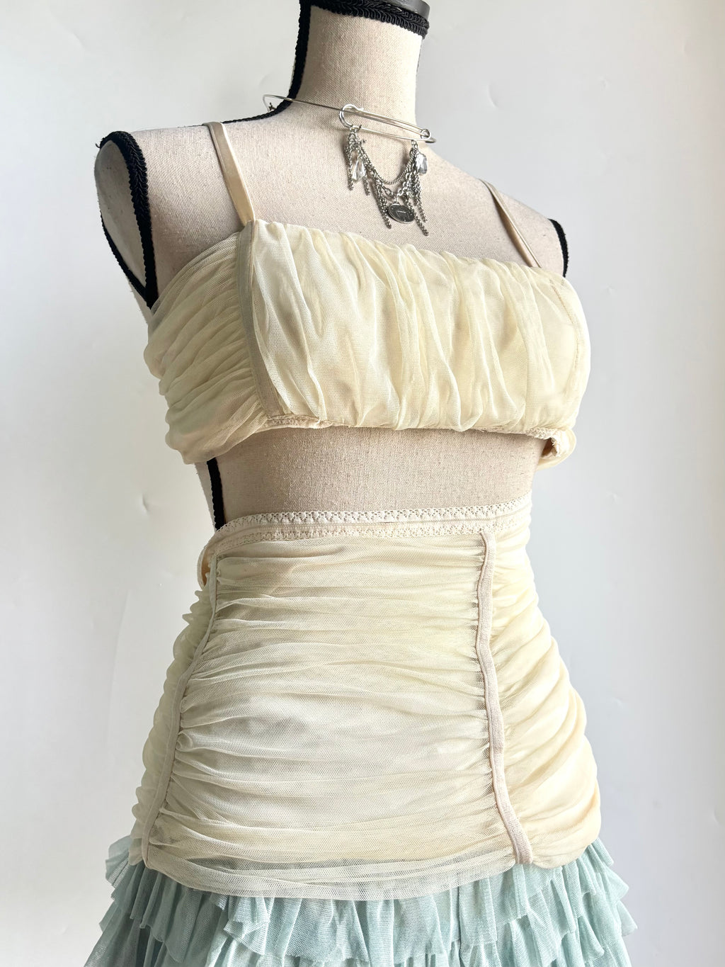 vintage cut out top