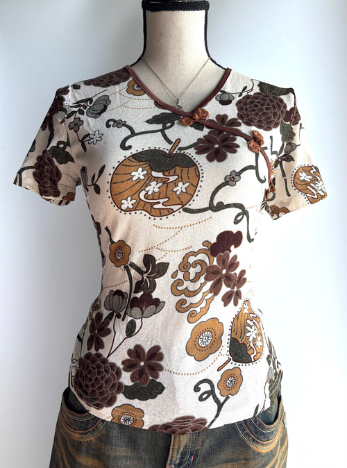 90s style fitted top
