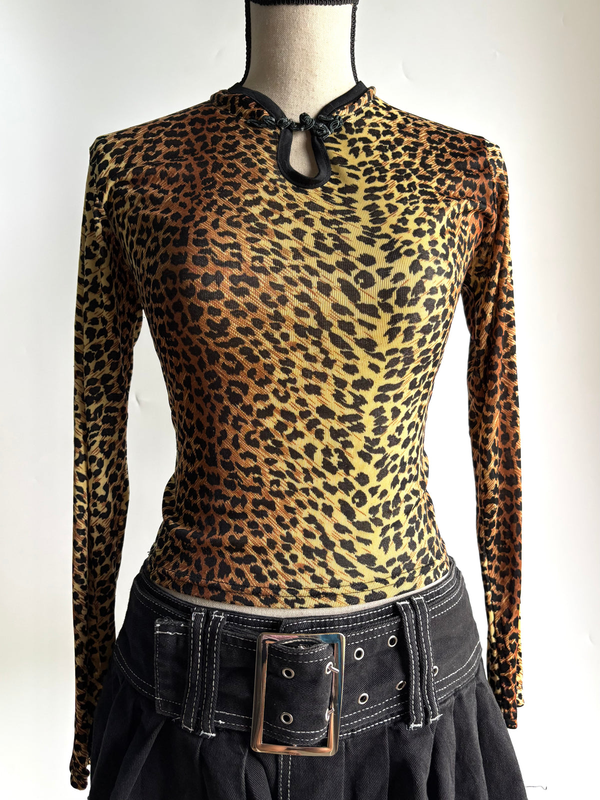 leopard fitted top