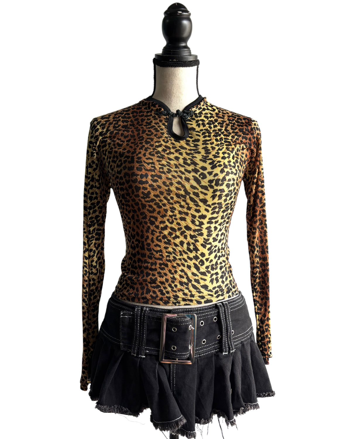 leopard fitted top