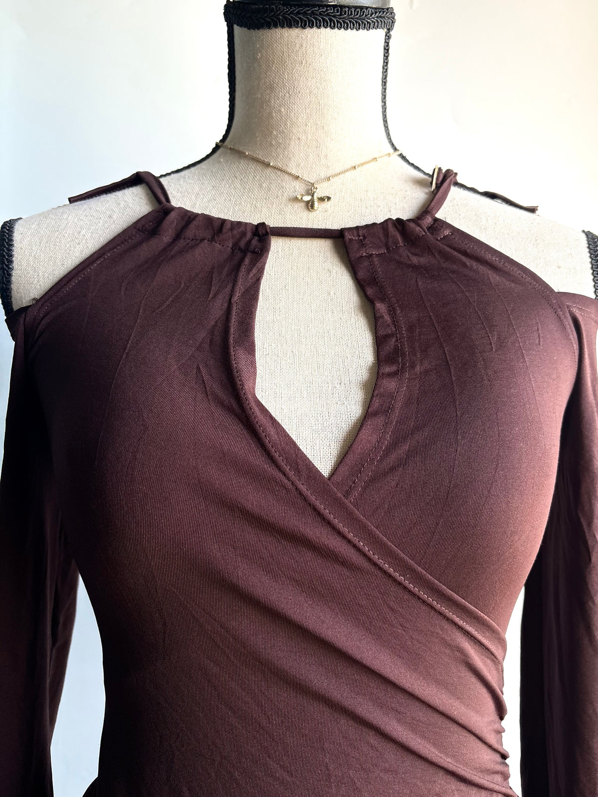 Brown fitted top