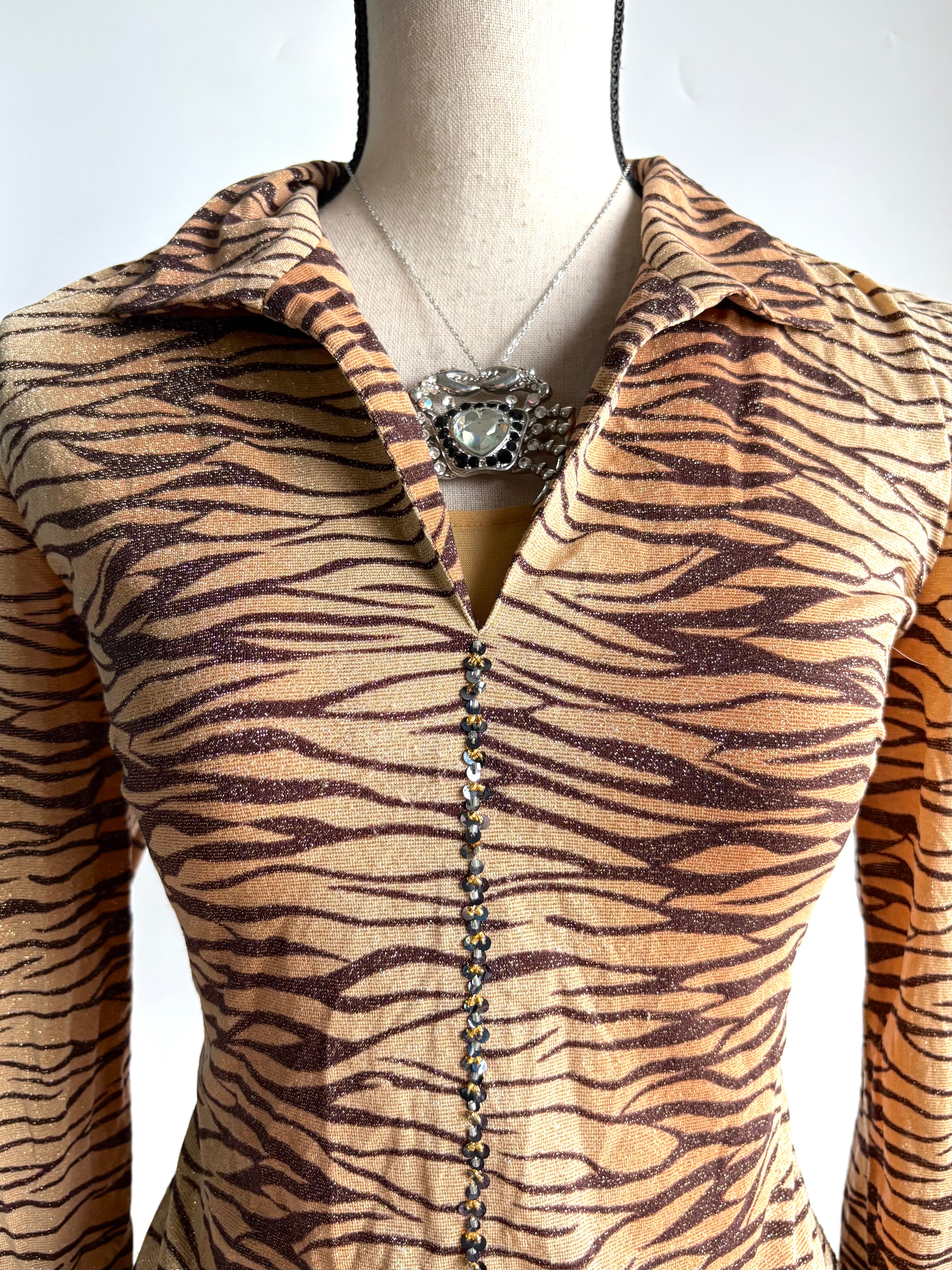 vintage animal print top